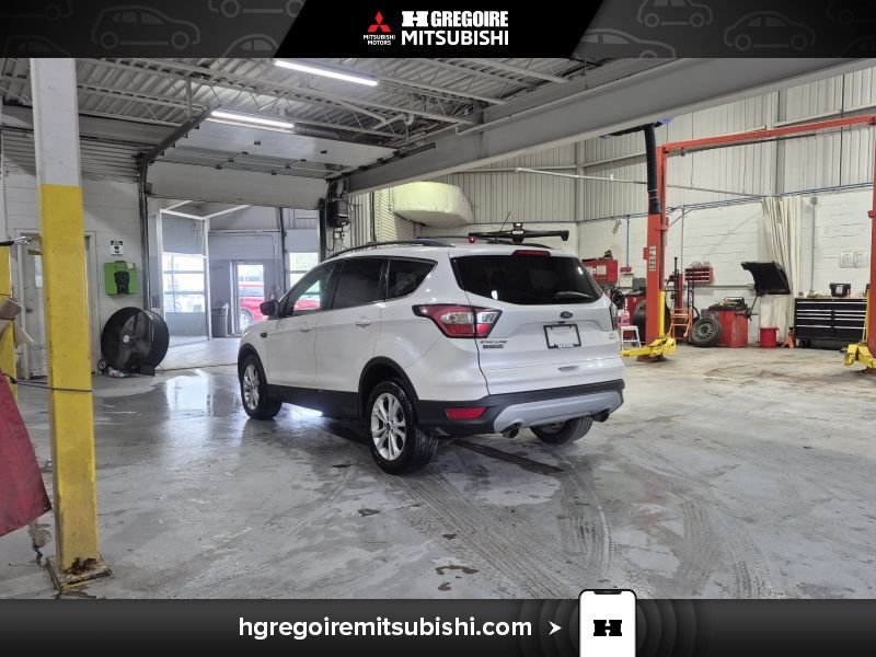 2018 Ford Escape White Laval - photo #5