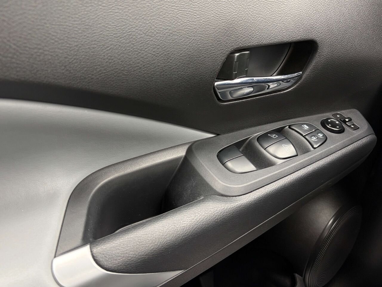 Nissan Kicks 2023 Noir Gatineau - photo #10