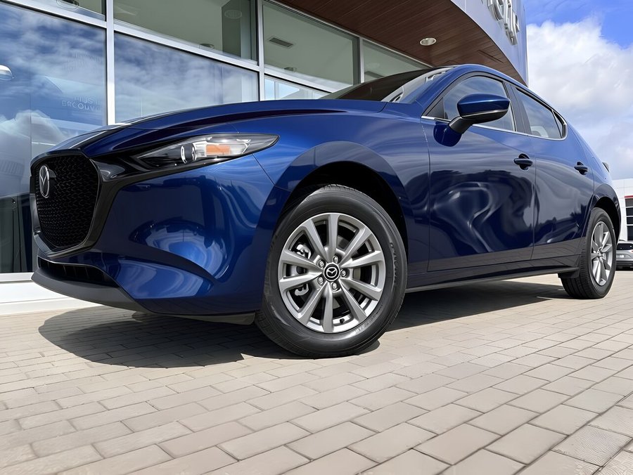 MAZDA Mazda3 Sport GX Automatique FWD 2026 Bleu cristal foncé mica