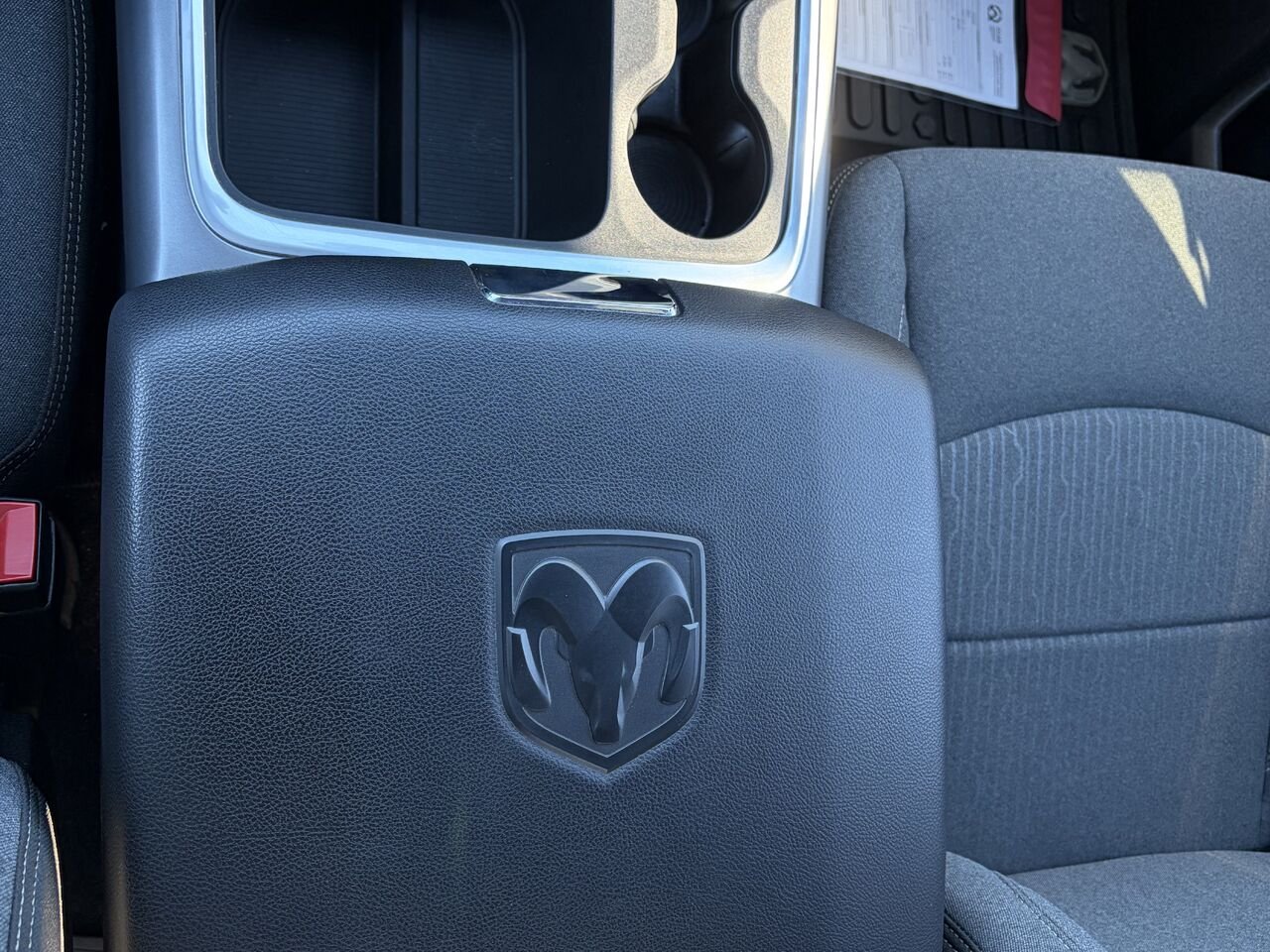 DODGE RAM 1500 SLT Warlock cabine d'équipe 4x4 caisse de 5 pi 7 po 2023 Bleu Gatineau - photo #8