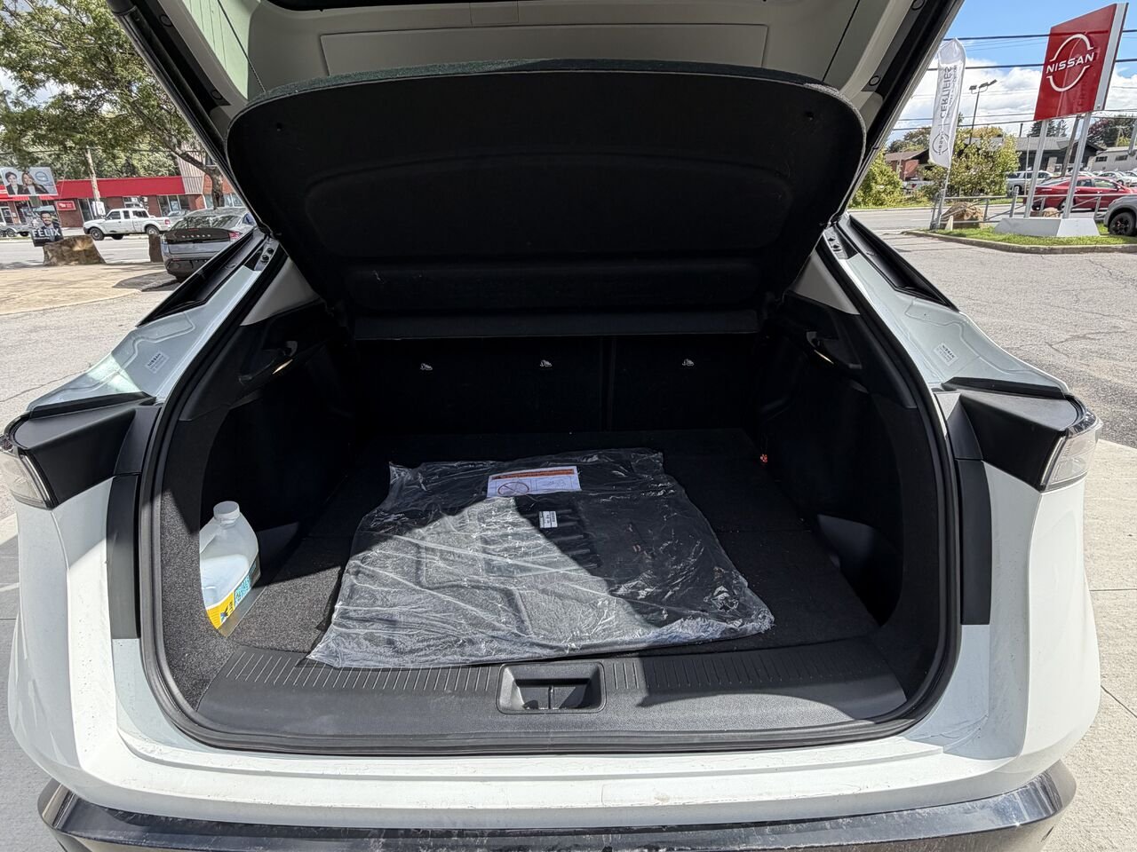 Nissan ARIYA awd carplay jamais accidenté 430 d'autonomie 2024 Blanc Châteauguay - photo #10