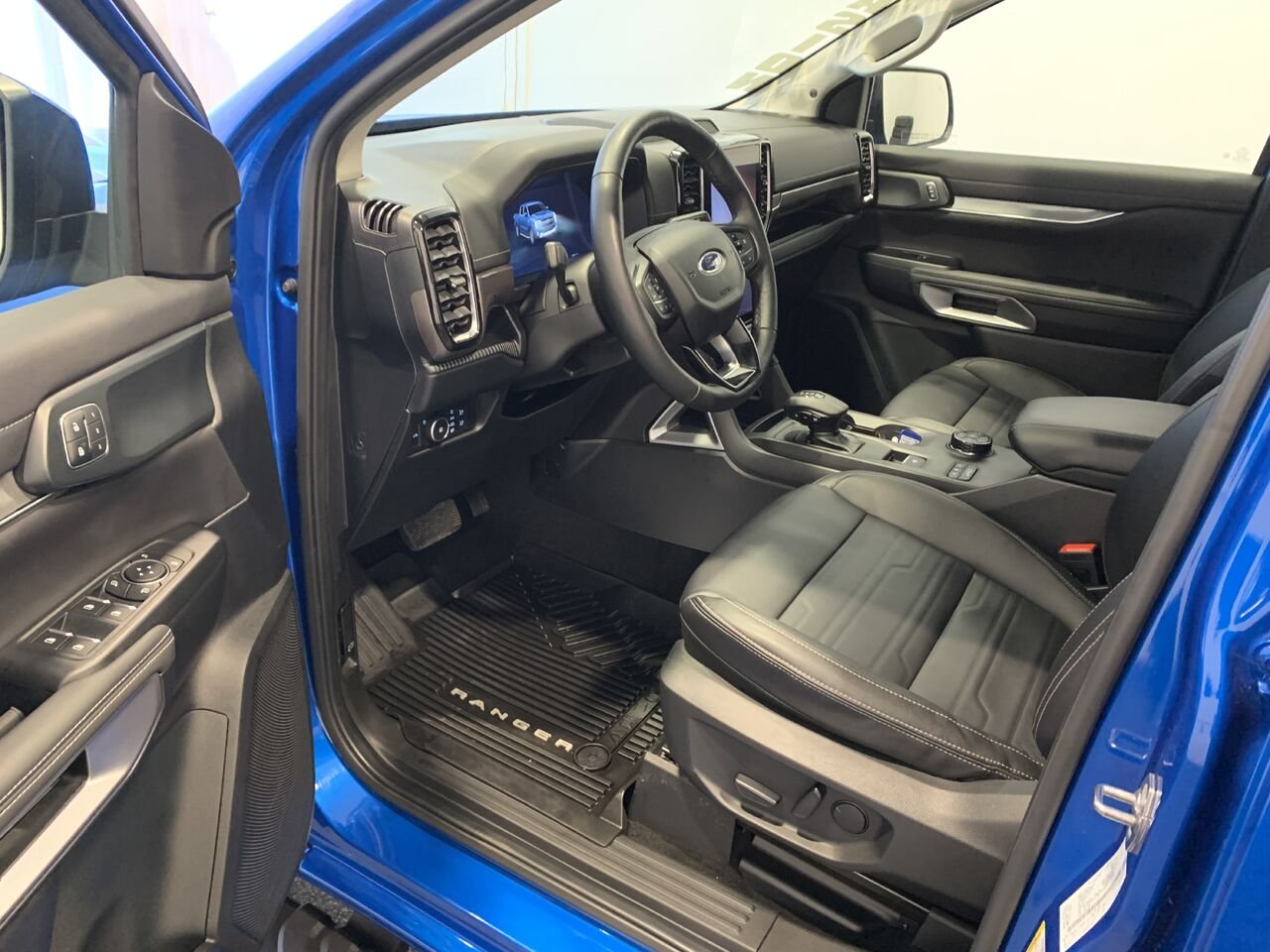2024 Ford Ranger LARIAT cabine SuperCrew 4RM caisse de 5 pi Blue Châteauguay - photo #27