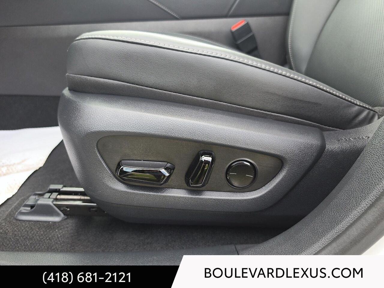 2025 Lexus RX 601192 | RX 350h BA White Quebec - photo #9