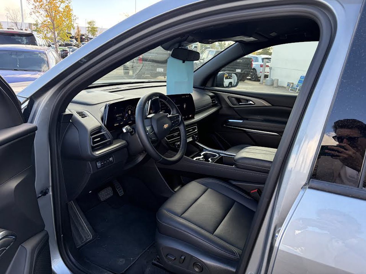 2026 Chevrolet Traverse AWD 4dr LT Grey Sherwood Park - photo #6