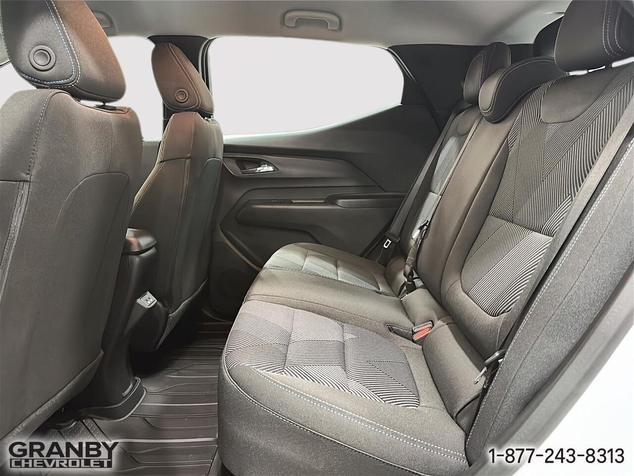 CHEVROLET Bolt BOLT EV LT (2LT) | E27-0061 2027 Blanc sommet Granby - photo #11
