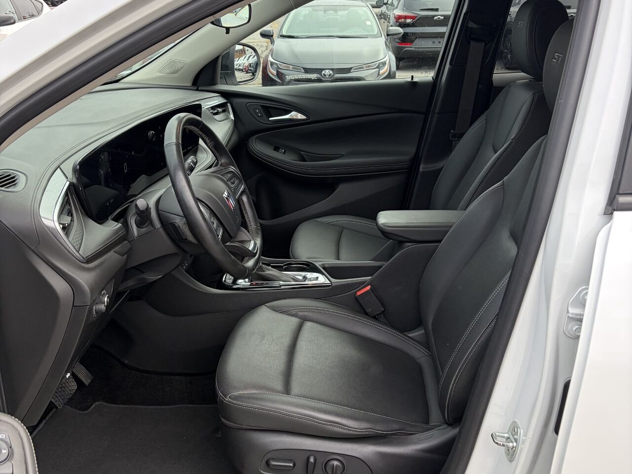 2024 BUICK ENCORE GX SPORT TOURING Tourisme sport 4 portes TI White Ottawa & Gatineau - photo #2