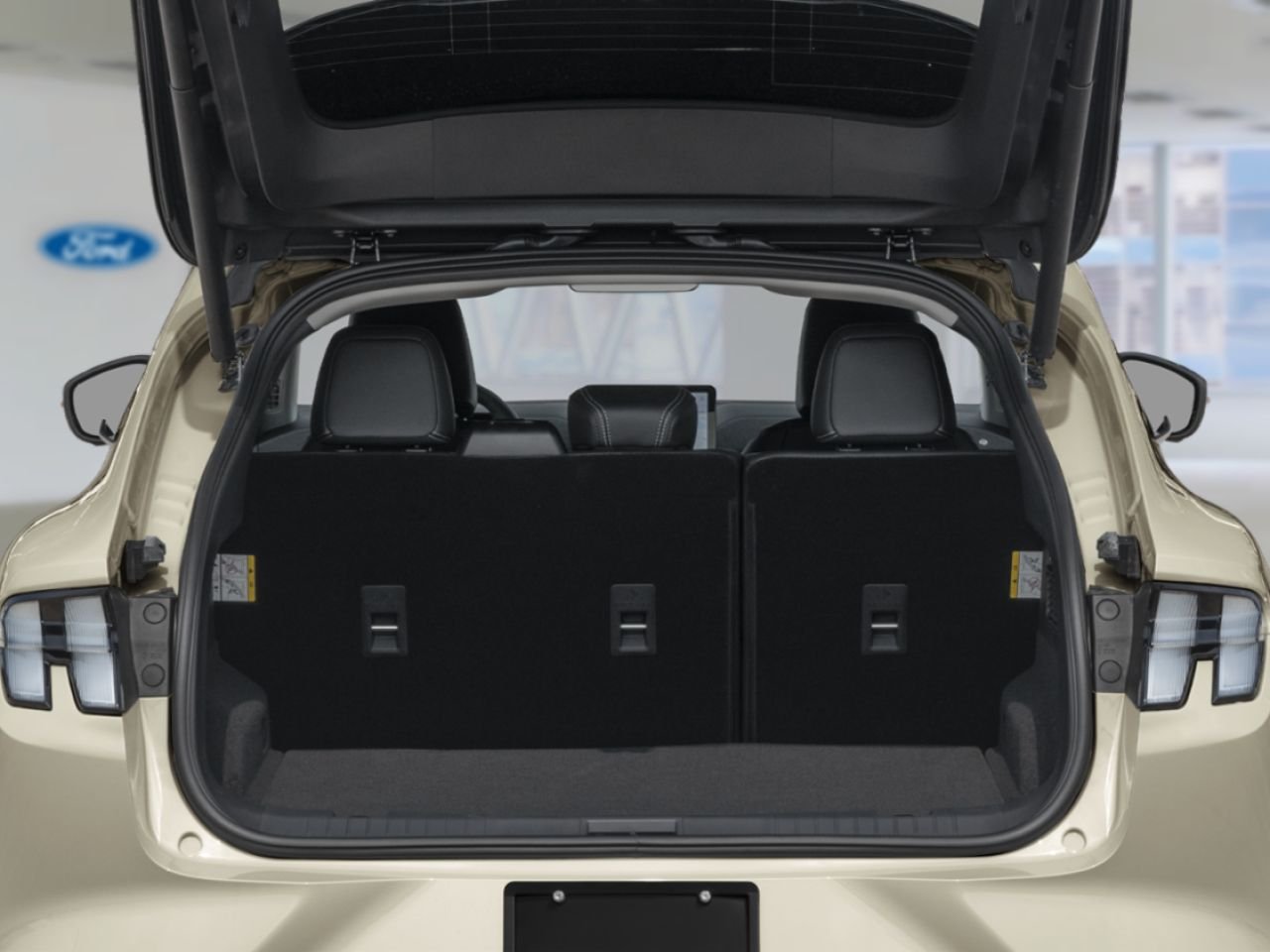 2026 Ford Mustang Mach-E Star White Metallic Tri-Coat Rouyn-Noranda - photo #6