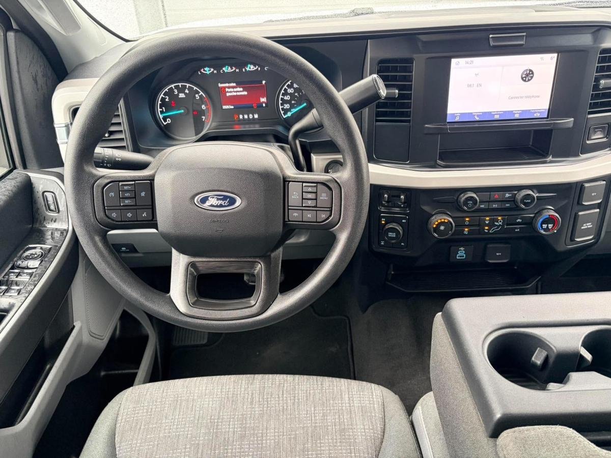 2026 Ford Super Duty F-250 SRW White  - photo #21