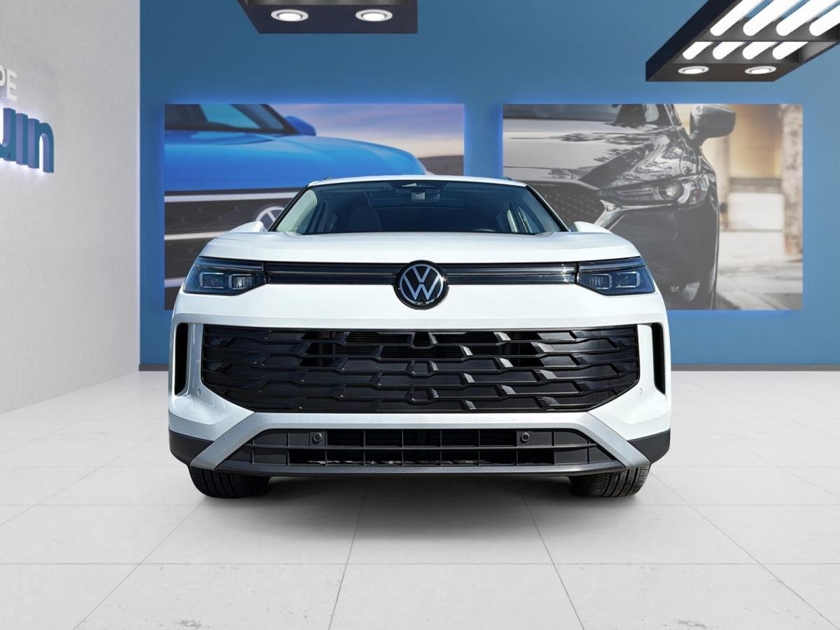 Volkswagen Tiguan 2025 Blanc Rouyn-Noranda - photo #1