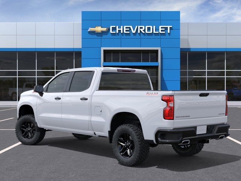 CHEVROLET Silverado 1500 K1500 SILVERADO CREW CAB CUSTOM TRAIL BOSS STD/BOX (2CX) 2026 BLANC SOMMET Rivière-du-Loup - photo #2