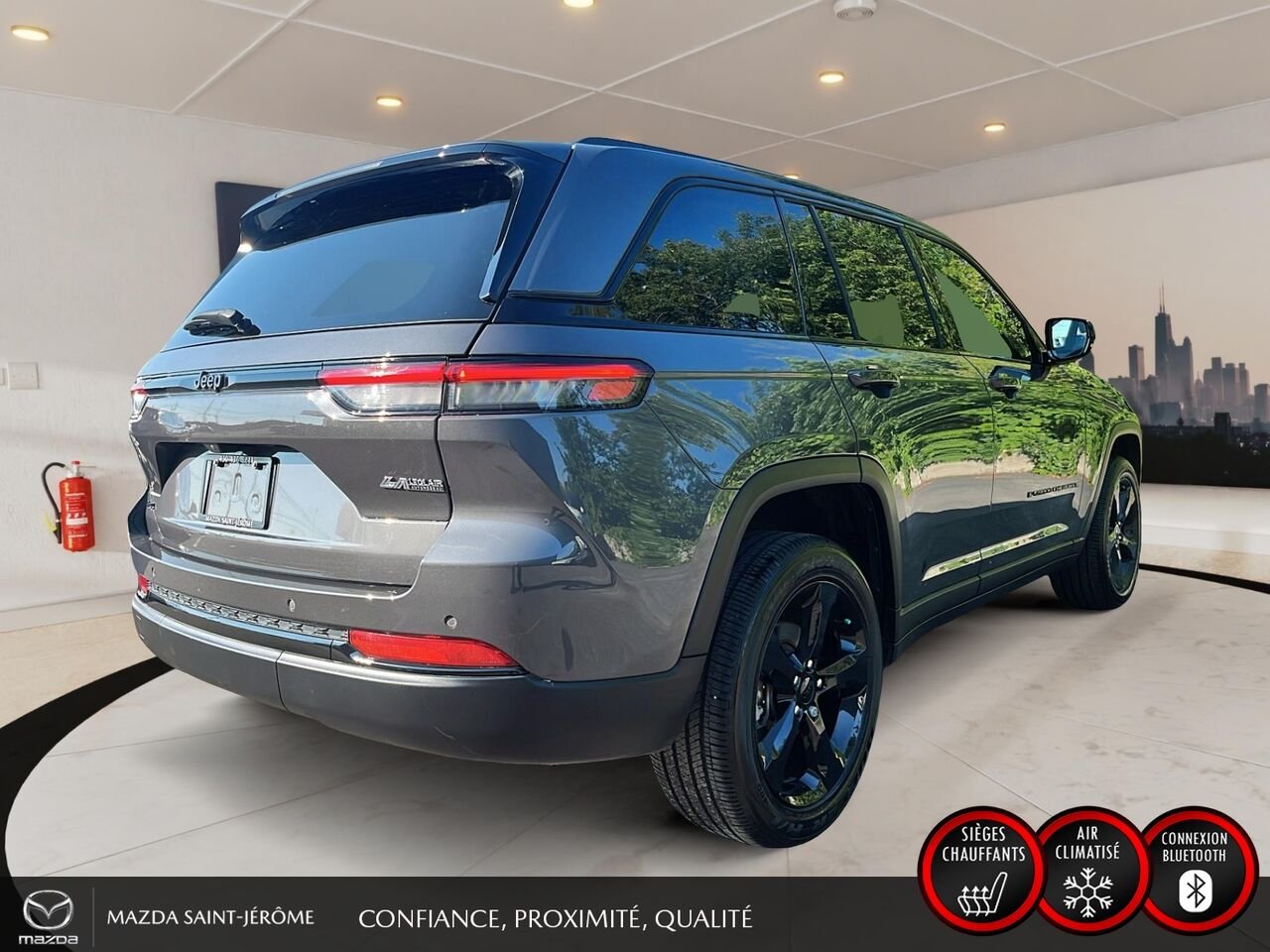 Jeep Grand Cherokee Altitude | GROUPE REMORQUAGE | CUIR | 2025 Gris Saint-Jérôme - photo #5