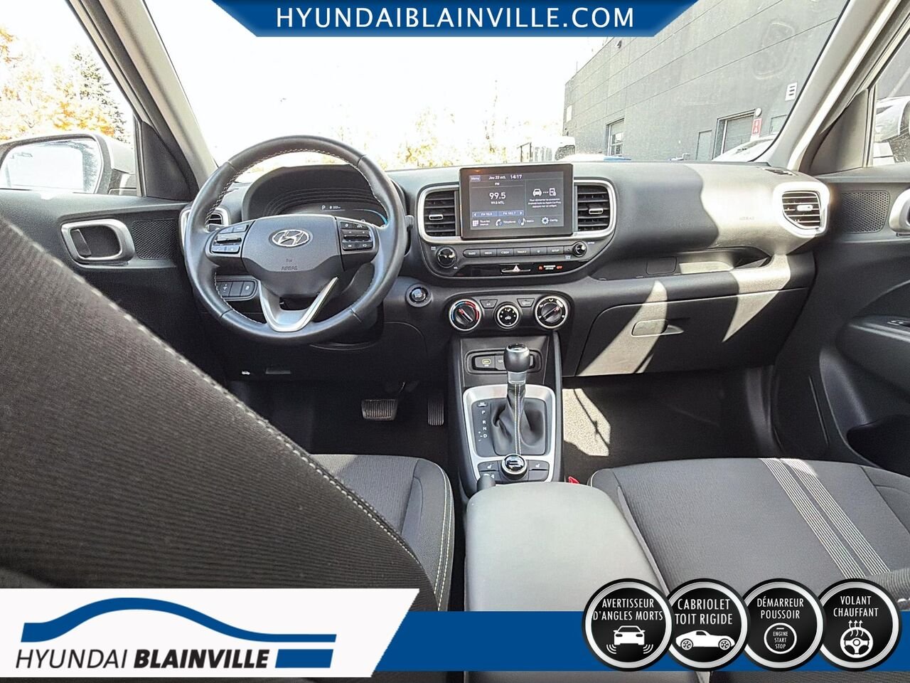 2023 Hyundai Venue Silver Blainville - photo #21