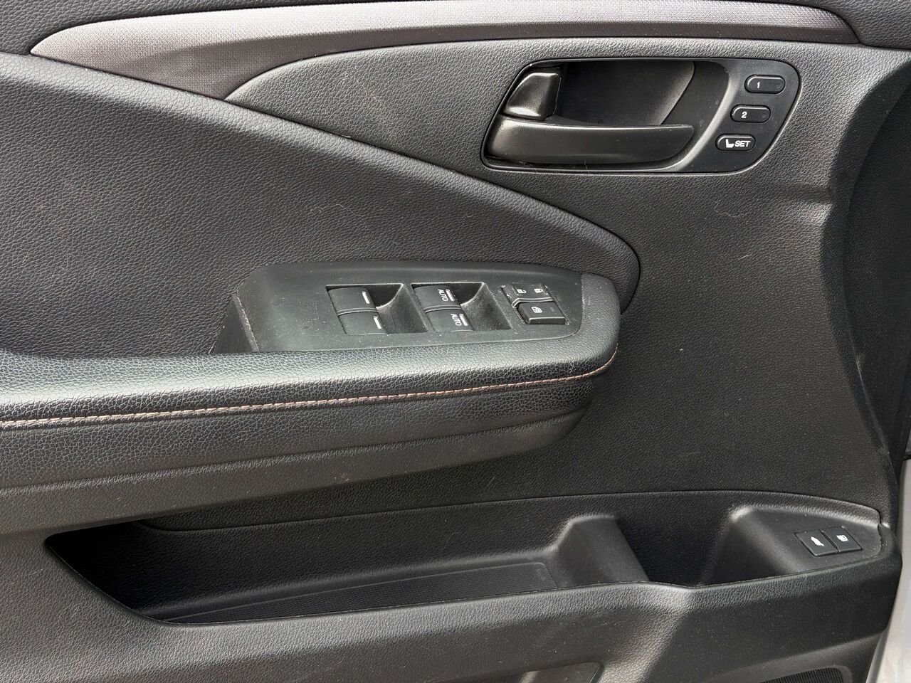 Honda Passport TrailSport 2023 Argent Gatineau - photo #9
