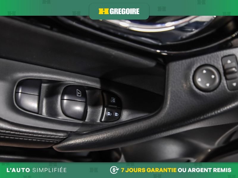 2023 Nissan Qashqai Grey Laval - photo #15