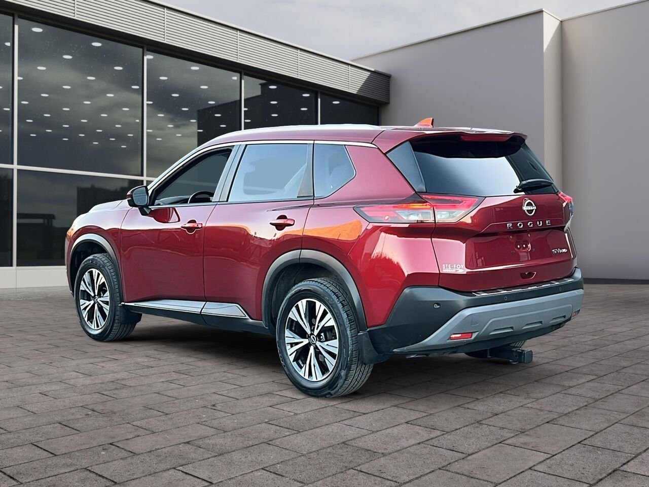 2022 Nissan Rogue SV TI Red Québec - photo #3
