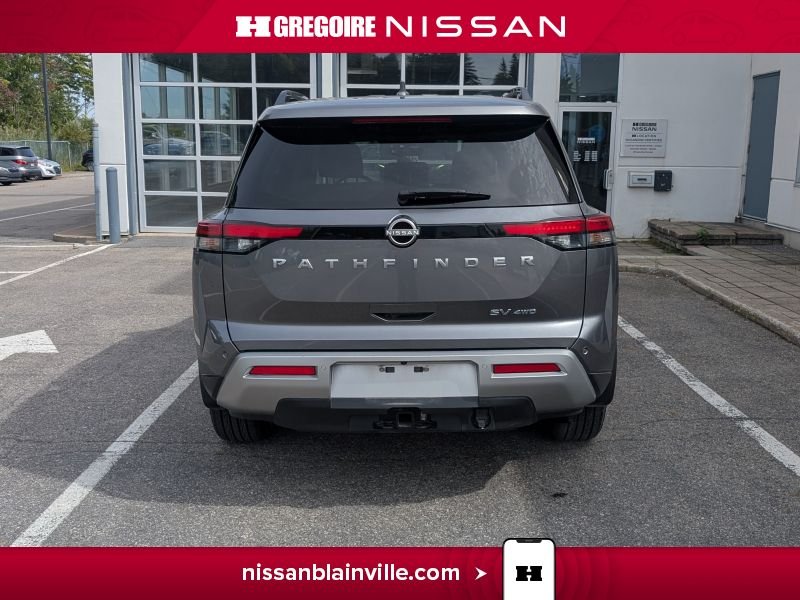 Nissan Pathfinder 2024 Gris Laval - photo #13