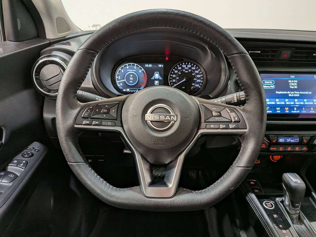 Nissan Kicks SV FWD 2024 Noir Val-David - photo #13