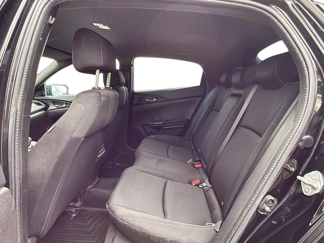2017 Honda Civic Hayon LX 5 portes BM | BD0398A Black Granby - photo #11