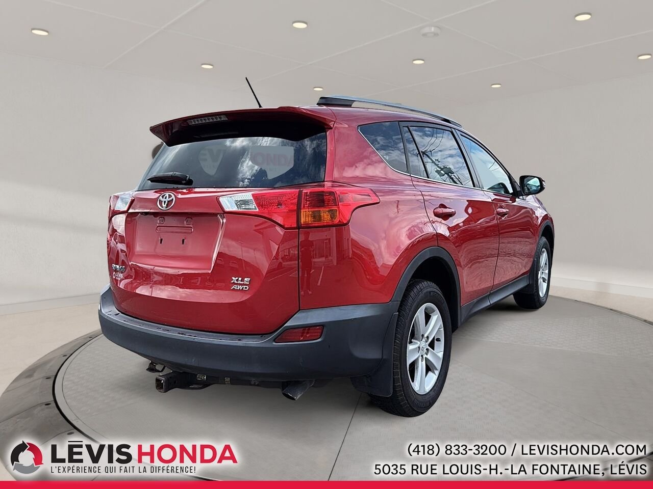 2014 Toyota Rav4 XLE AWD Traction intégrale 4 portes XLE Red Lévis - photo #9