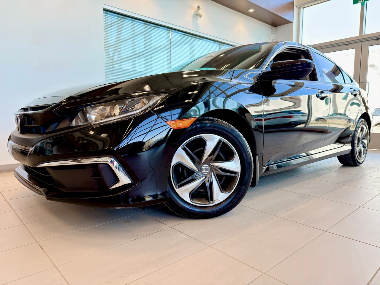 2019 Honda Civic Sedan Black Notre-Dame-des-Prairies - photo #1