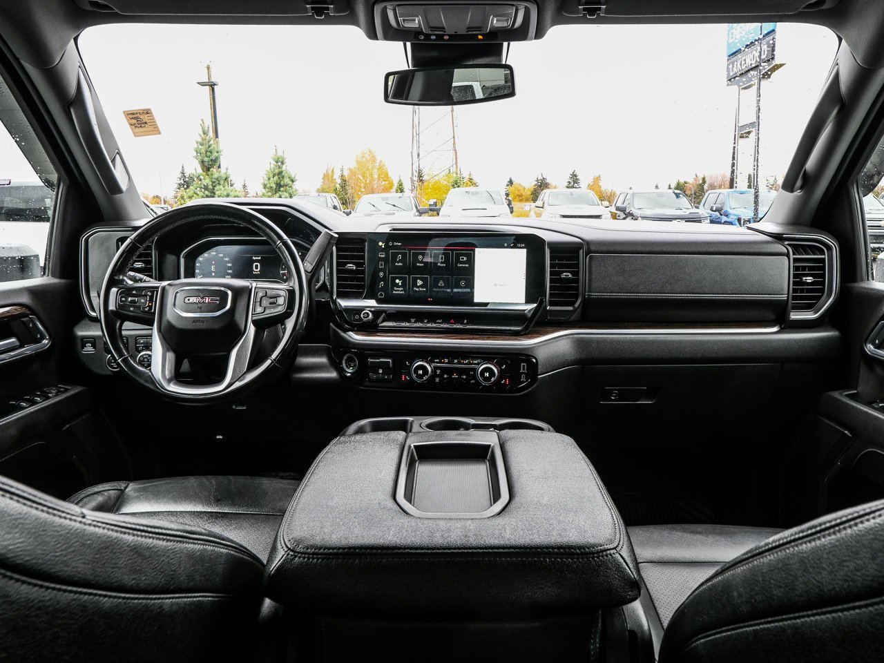 2024 GMC Sierra 3500HD 4WD Crew Cab 159 SLE White Sherwood Park - photo #27
