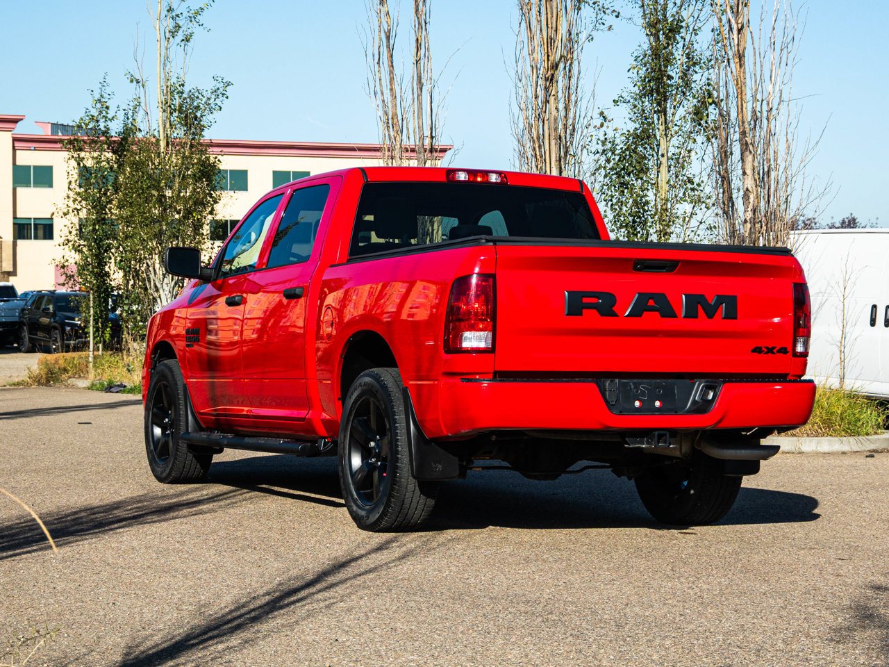 2022 Ram 1500 Classic Express 4x4 Crew Cab 5'7 Box Red Sherwood Park - photo #11