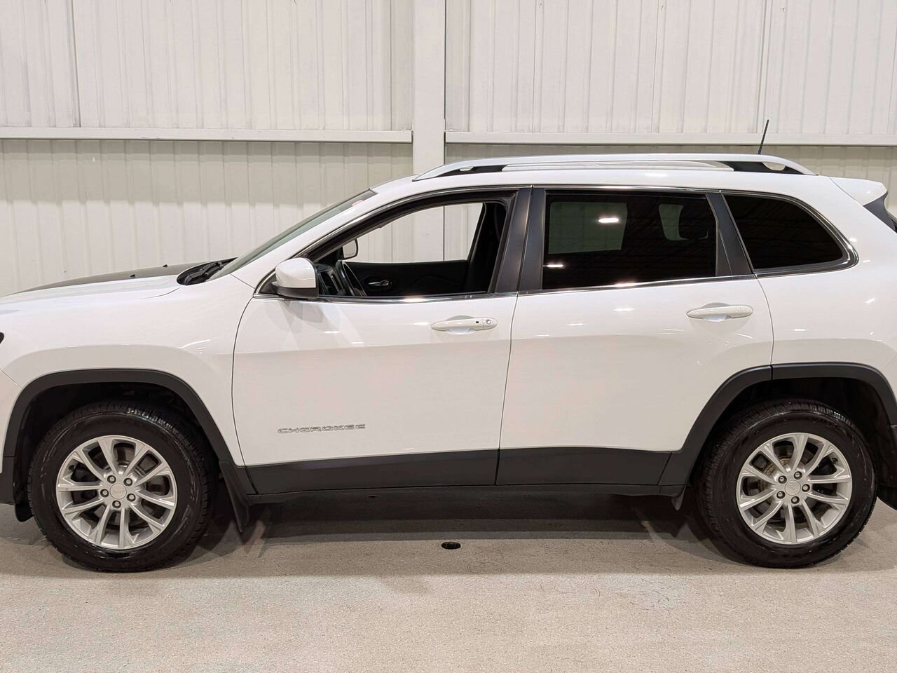 Jeep Cherokee 2019 Blanc Val-David - photo #4