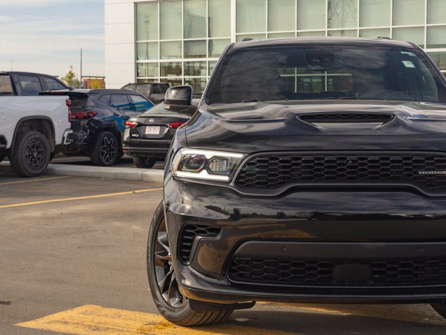2026 Dodge Durango GT Plus Blacktop AWD 3.6L 7-Passenger | Leather Heated & Vented Seats Black