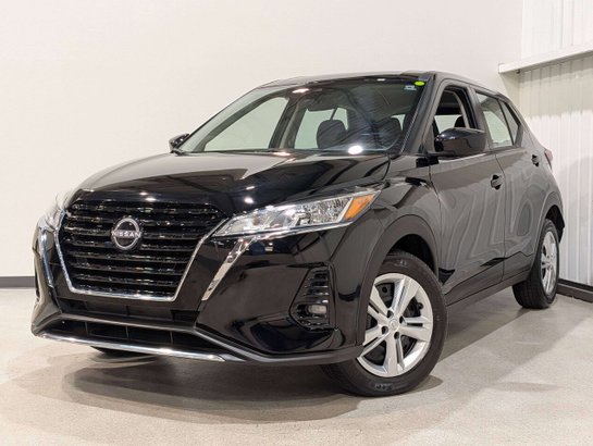 2024 Nissan Kicks S FWD Black