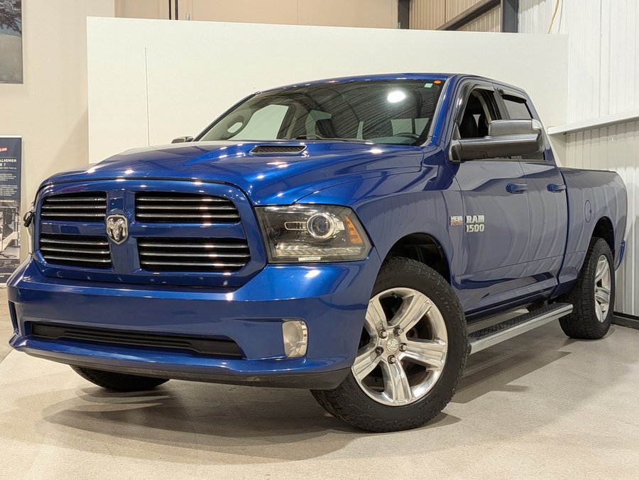 Ram 1500 4WD Quad Cab 140.5" Sport 2017 Bleu