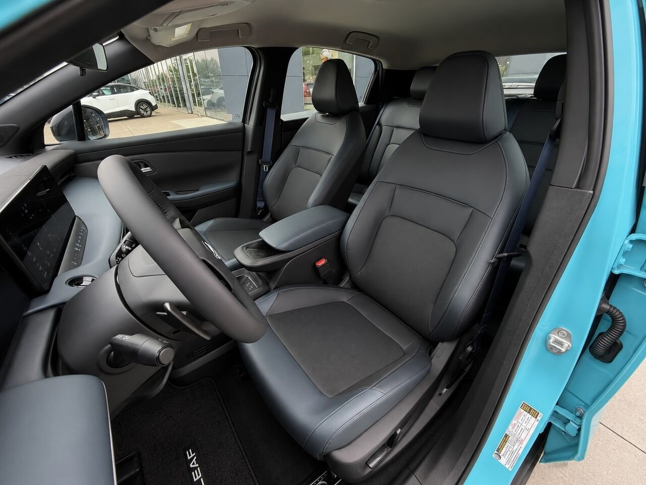 NISSAN LEAF LEAF SV+ 2026 Bleu turquoise/Noir Châteauguay - photo #10