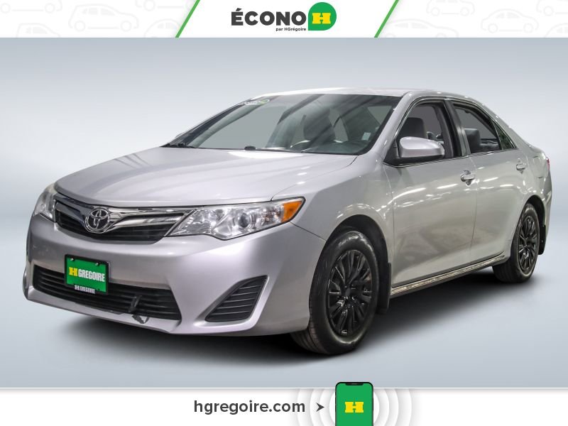2014 Toyota Camry Grey Laval - photo #2