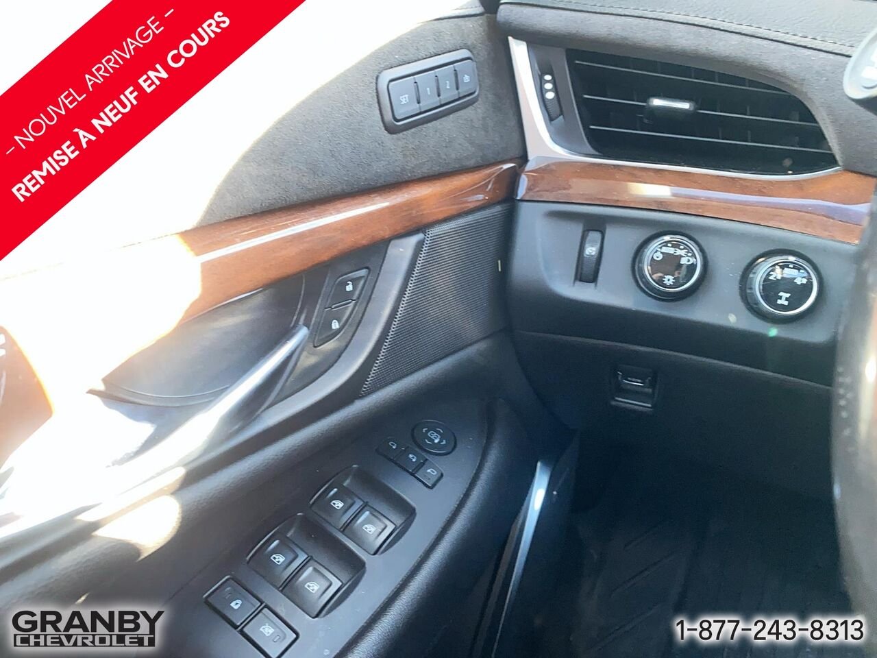 2019 Cadillac Escalade Luxe Haut de gamme 4 portes 4RM | G3887A Black Granby - photo #13