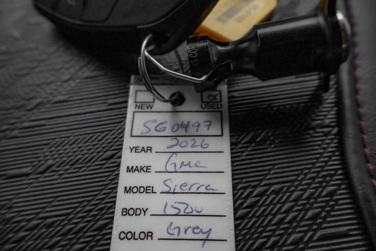 2026 GMC Sierra 1500 4WD Crew Cab 147 AT4X Grey Sherwood Park - photo #35