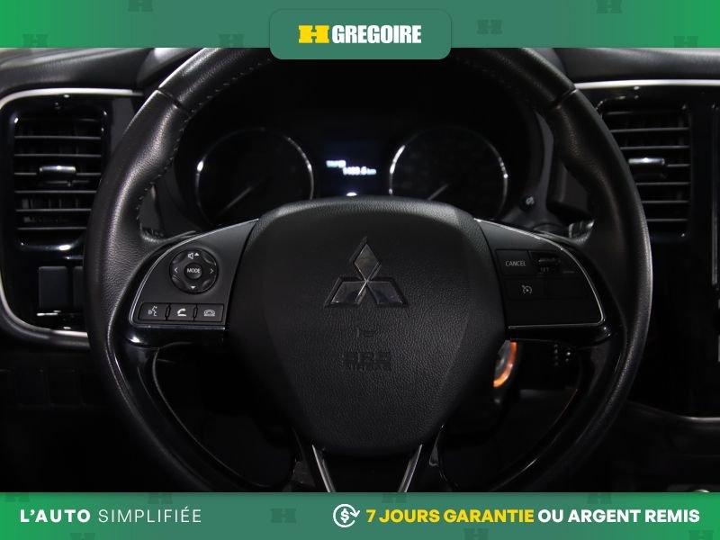 2020 Mitsubishi Outlander Grey Blainville - photo #13