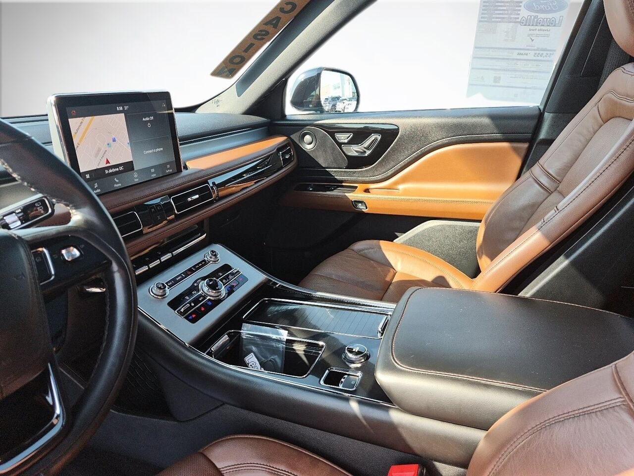 2023 Lincoln Aviator Silver Saint-Jérôme - photo #8