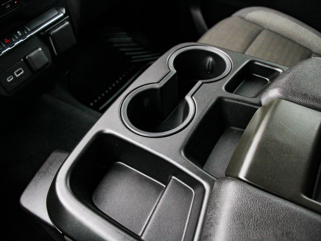 2025 Chevrolet Silverado 1500 4WD Crew Cab 147 Custom Black Sherwood Park - photo #23