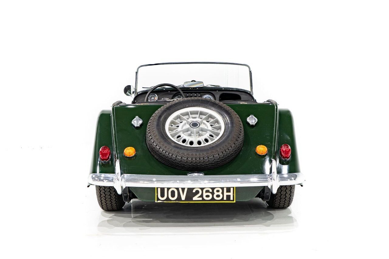Morgan Plus 8 Unrestored with only 7137km (4435miles) | PRIX EN USD 1970 Vert Montréal - photo #5