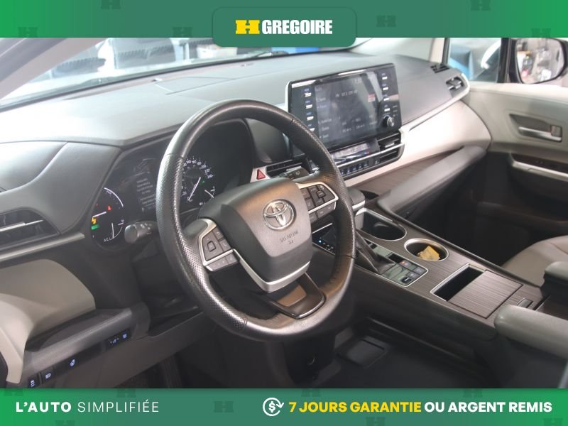 2021 Toyota Sienna Grey Laval - photo #21