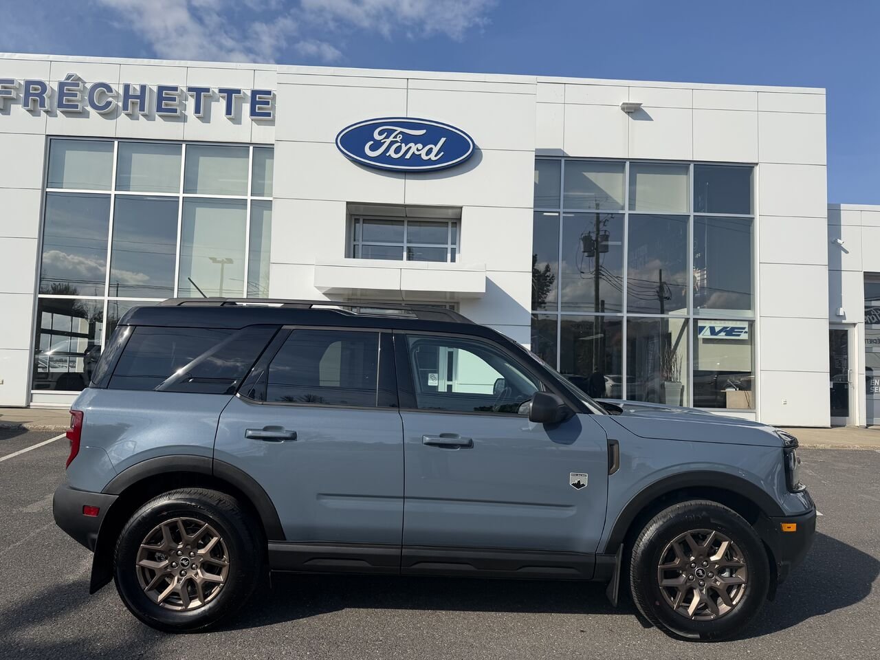 Ford Bronco Sport 2026 Gris azur métallisé trois couches Montmagny - photo #1
