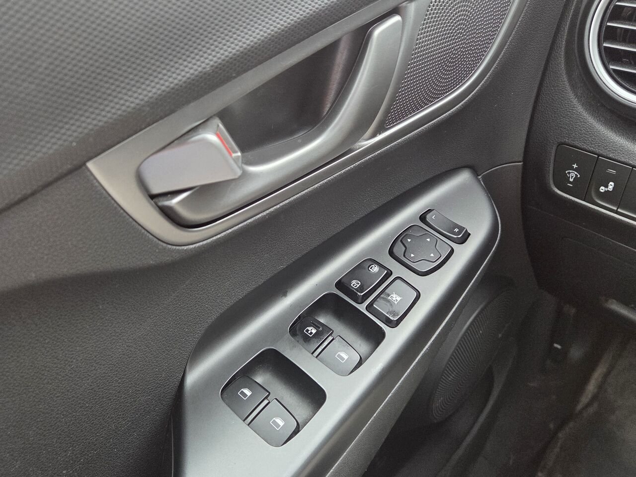 Hyundai Kona électrique 2020 Blanc Granby - photo #19