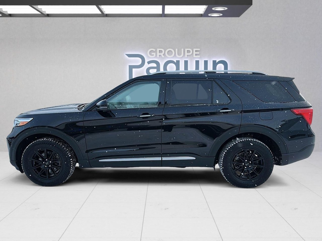 2023 Ford Explorer Black Rouyn-Noranda - photo #4