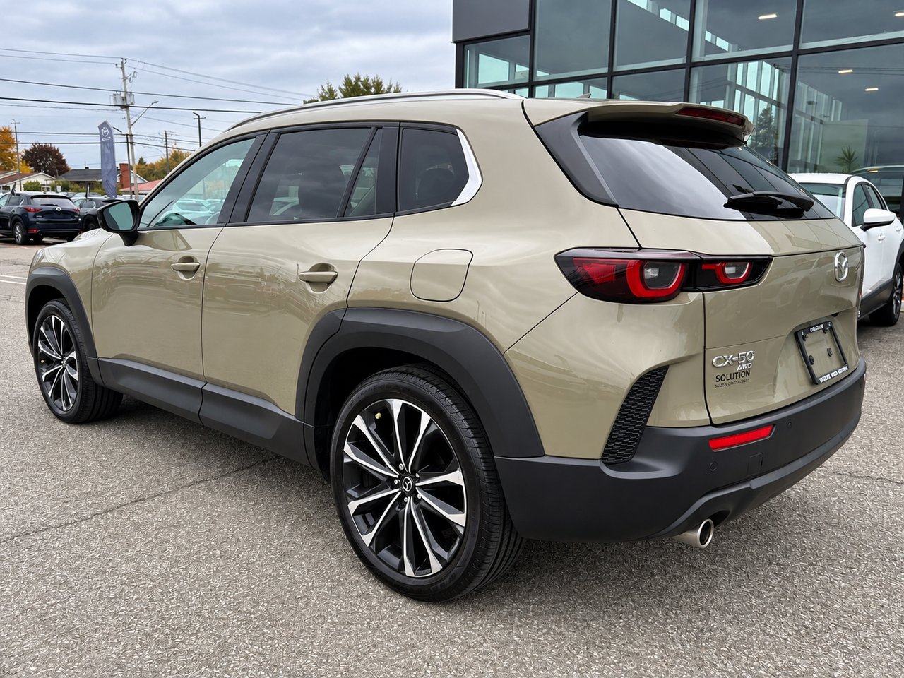 2024 Mazda CX-50 GT Beige Châteauguay - photo #5