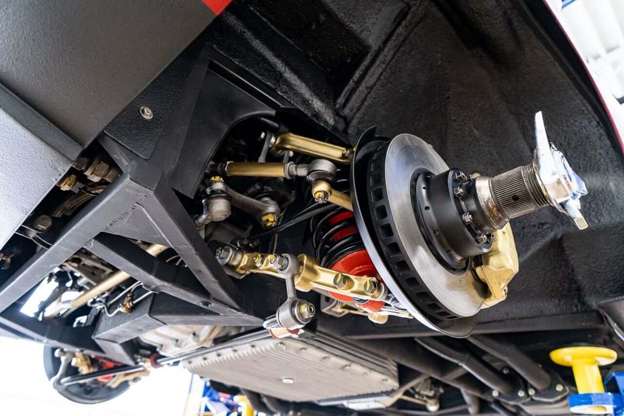 Ferrari 365 GTB4 Daytona 18,301 miles With Orig Books/Tools/ Carbs / Filter Box 1973 Rouge Montréal - photo #106