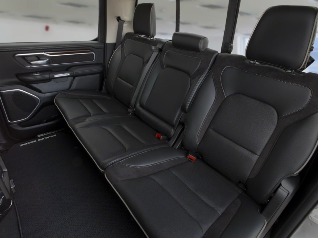 2022 Ram 1500 Blue Saint-Georges - photo #11