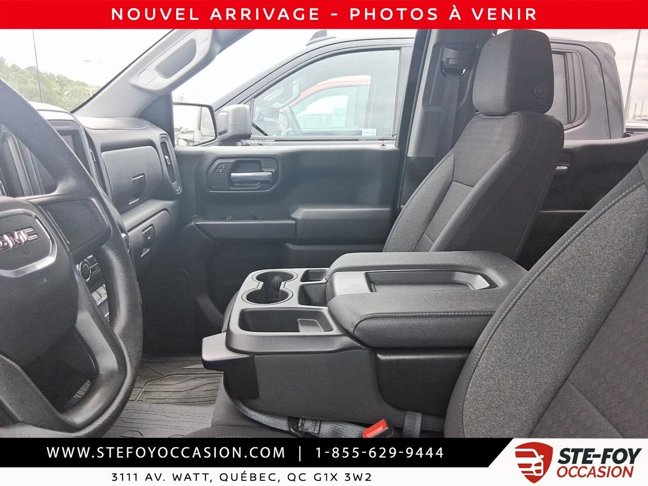 2025 GMC Sierra 1500 PRO Red Québec - photo #2