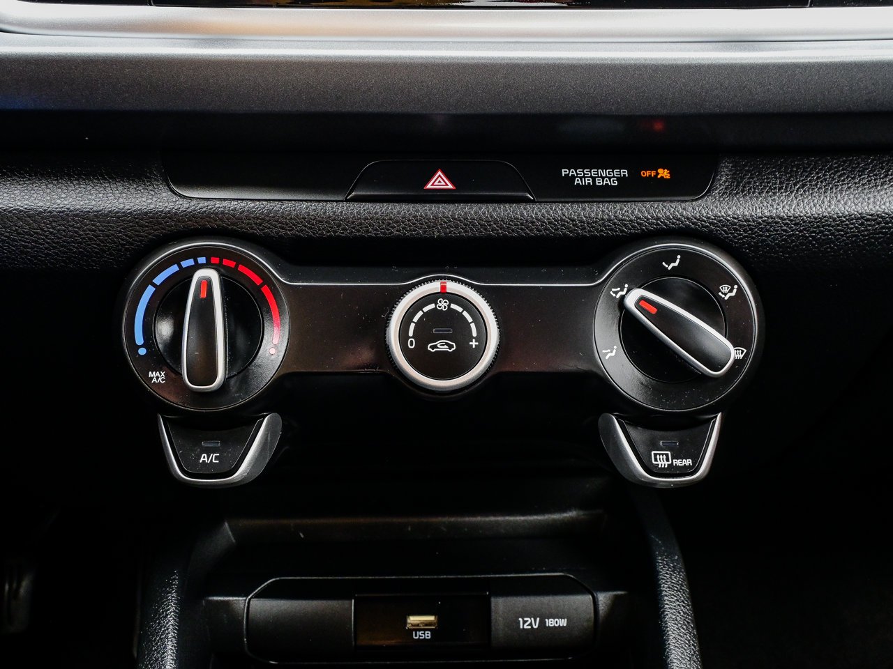 2023 Kia Rio 5-door LX+ IVT Blue Sherwood Park - photo #25