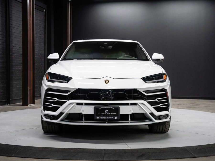 2019 Lamborghini Urus 2019 White