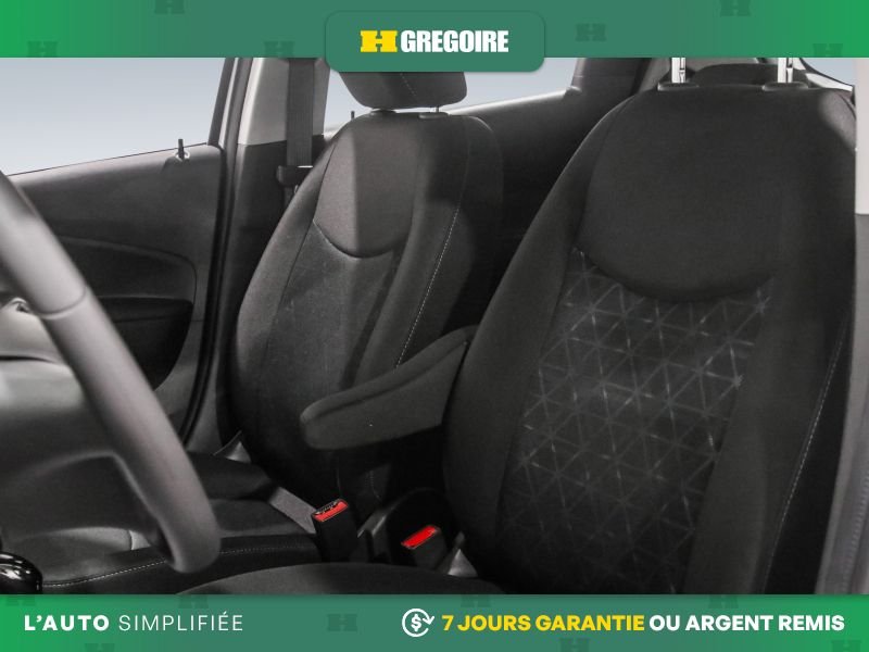 2021 Chevrolet Spark White Laval - photo #13