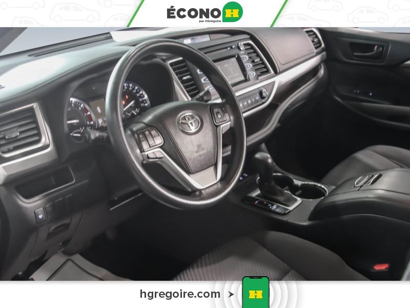 2016 Toyota Highlander Blue Laval - photo #15